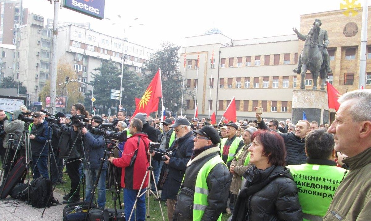 Македонија-Блокира : Дојде часот народот да одлучи, или ќе дозволи хунтата да избрише се што е македонско или Македонија ќе победи