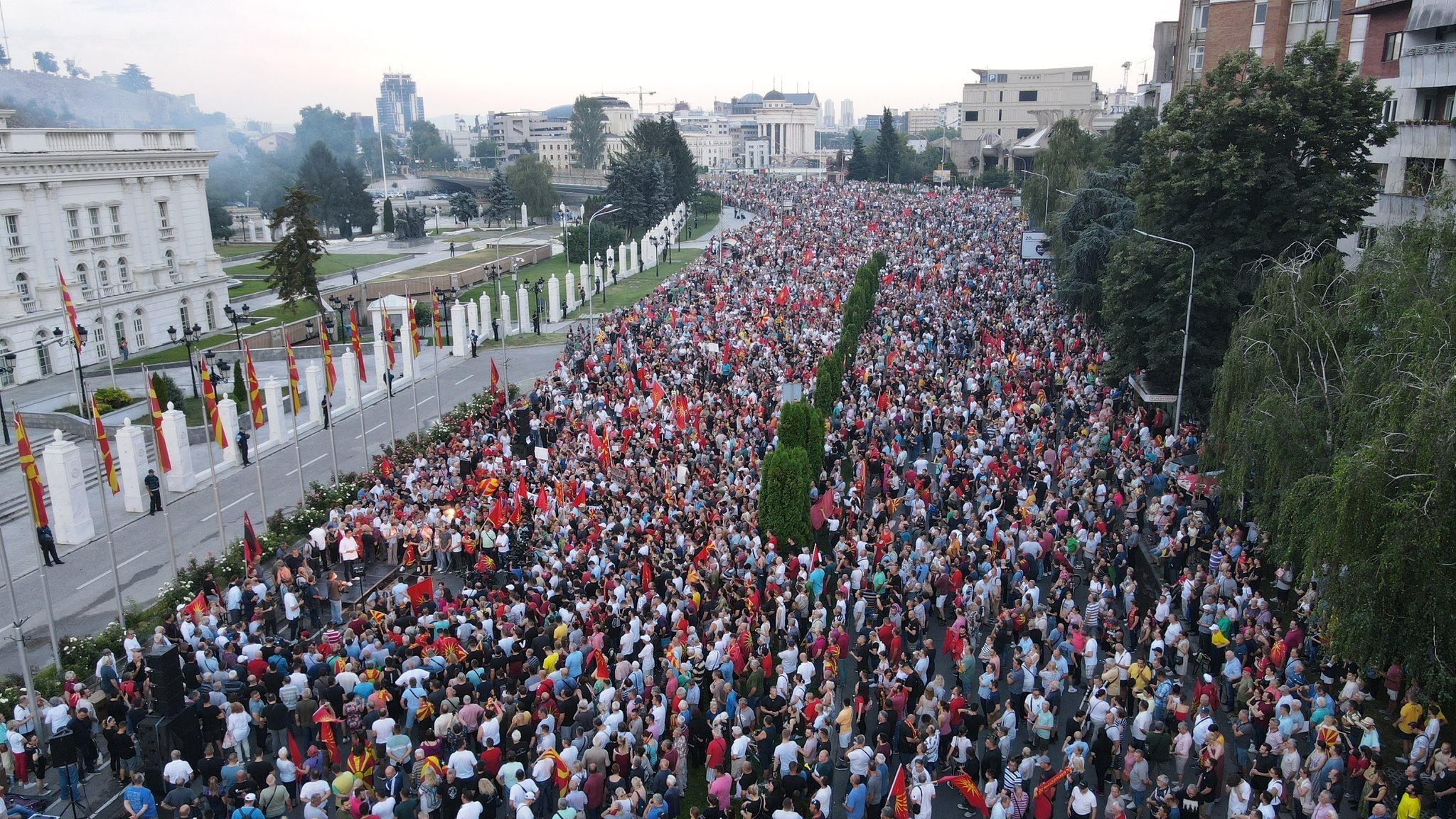 Народен протест против подарувањето на македонската нација, јазик, историја на Бугарија